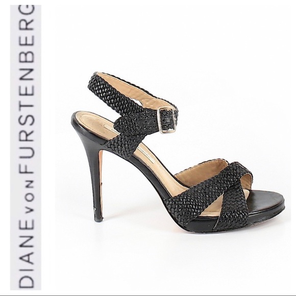 Diane Von Furstenberg Shoes - 💕SALE💕 DVF Diane Von Furstenberg Black Leather Basketweave Heels